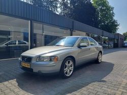 Grijs Gebruikt 2007 Volvo S60 Sedan | € 3.999 (Eerlijke prijs)