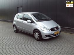 Grijs Gebruikt 2012 Mercedes A160 Classic MPV | € 3.500 (Goede deal)