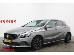 Grijs (metallic) Gebruikt 2016 Mercedes A180 Hatchback | € 12.250 (Goede deal)