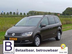 Bruin Gebruikt 2019 VW Sharan Exclusive MPV | € 27.995 (Eerlijke prijs)