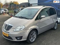 Beige Gebruikt 2008 Lancia Musa MPV | € 1.988 (Goede deal)