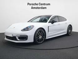 Wit, metallic lak Gebruikt 2022 Porsche Panamera 4 Platinum Edition Sedan | € 89.950 (Goede deal)