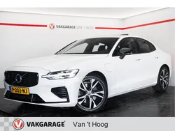 Wit Gebruikt 2022 Volvo S60 R-Design Sedan | € 36.944 (Iets duurder)