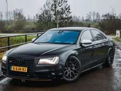 Gebruikt 2013 Audi S8 Sedan | € 32.950