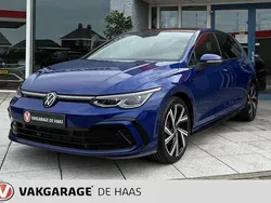 Blauw, metallic lak Gebruikt 2023 VW Golf VIII Business Hatchback | € 33.950 (Iets duurder)