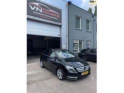 Zwart Gebruikt 2013 Mercedes B180 Edition MPV | € 9.950 (Duur)