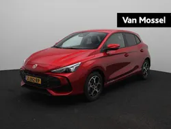 Rood Gebruikt 2024 MG MG3 Luxury Hatchback | € 22.950 (Eerlijke prijs)