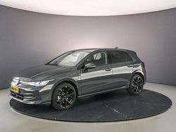 Grijs Gebruikt 2025 VW Golf VIII Edition Hatchback | € 33.900 (Eerlijke prijs)