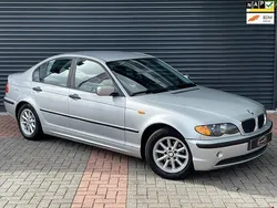 Grijs, metallic lak Gebruikt 2002 BMW 316 Executive Sedan | € 1.990 (Goede deal)