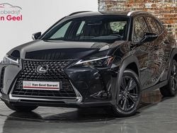 Zwart Gebruikt 2023 Lexus UX 250h SUV | € 34.895 (Eerlijke prijs)
