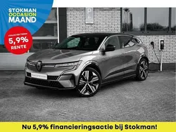 Grijs metallic Gebruikt 2024 Renault Mégane Iconic Hatchback | € 36.900
