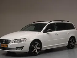Wit Gebruikt 2015 Volvo V70 Standard Stationwagen | € 18.450 (Eerlijke prijs)