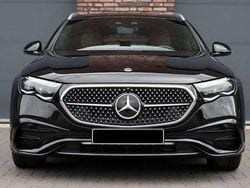Zwart Gebruikt 2024 Mercedes E300 AMG Line Premium Stationwagen | € 64.000