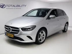 Grijs Gebruikt 2020 Mercedes B250 Business MPV | € 25.950 (Eerlijke prijs)