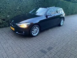 Zwart Gebruikt 2015 BMW 116 Executive Hatchback | € 8.750 (Super prijs)