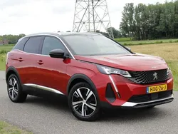 Rood Gebruikt 2020 Peugeot 3008 GT-line SUV | € 17.995 (Eerlijke prijs)