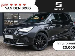 Zwart, metallic lak Nieuw 2025 Seat Arona Black Edition SUV | € 33.200