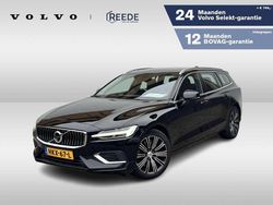 Zwart Gebruikt 2022 Volvo V60 Plus Stationwagen | € 35.850 (Goede deal)