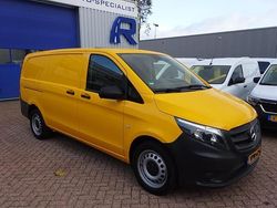 Geel Gebruikt 2022 Mercedes Vito MPV | € 16.950