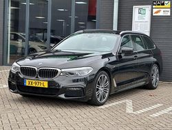 Zwart Gebruikt 2019 BMW 520 Executive Stationwagen | € 25.995 (Eerlijke prijs)