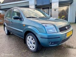 Groen Gebruikt 2003 Ford Fusion MPV | € 999 (Goede deal)