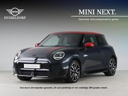 Grijs Gebruikt 2024 Mini Cooper SE Hatchback | € 34.950 (Eerlijke prijs)