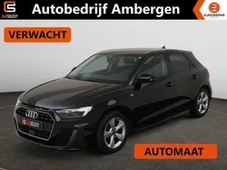 Zwart Gebruikt 2023 Audi A1 Advanced Hatchback | € 27.950 (Eerlijke prijs)