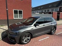 Grijs Gebruikt 2017 VW Tiguan Highline SUV | € 20.500 (Eerlijke prijs)