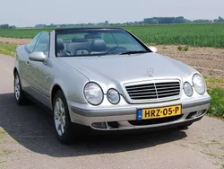 Zilver Gebruikt 1999 Mercedes CLK200 Cabriolet | € 9.950