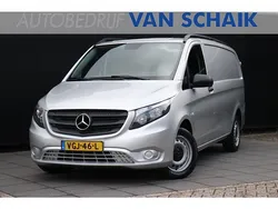 Grijs Gebruikt 2020 Mercedes Vito MPV | € 16.950 (Goede deal)