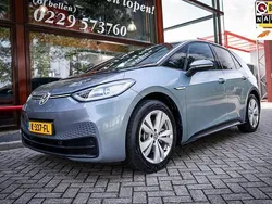 Blauw Gebruikt 2020 VW ID.3 Business Hatchback | € 18.450 (Goede deal)