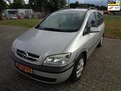 Grijs Gebruikt 2003 Opel Zafira Comfort MPV | € 1.250 (Eerlijke prijs)