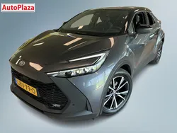 Grijs Gebruikt 2024 Toyota C-HR Edition SUV | € 35.950 (Eerlijke prijs)