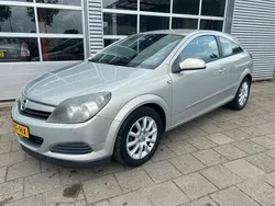 Grijs Gebruikt 2005 Opel Astra GTC Enjoy Hatchback | € 1.699 (Super prijs)