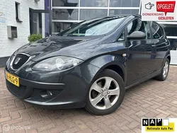 Grijs Gebruikt 2009 Seat Altea Style MPV | € 1.750 (Super prijs)