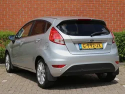 Grijs Gebruikt 2015 Ford Fiesta Titanium Hatchback | € 7.245 (Goede deal)