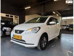 Wit Gebruikt 2015 Seat Mii Reference Hatchback | € 6.750 (Iets duurder)