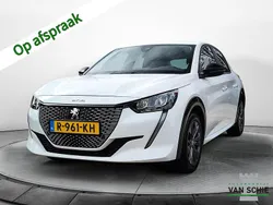 Wit Gebruikt 2022 Peugeot e-208 Active Hatchback | € 16.400 (Goede deal)