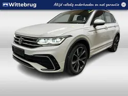 Wit Gebruikt 2022 VW Tiguan R-line SUV | € 34.950 (Eerlijke prijs)