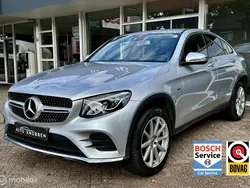 Grijs, metallic lak Gebruikt 2017 Mercedes GLC350 AMG line Coupé | € 32.800 (Eerlijke prijs)