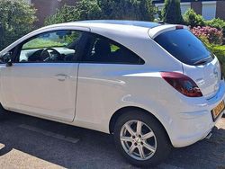Wit Gebruikt 2012 Opel Corsa Edition MPV | € 1.250 (Eerlijke prijs)