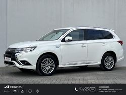 Wit Gebruikt 2019 Mitsubishi Outlander P-HEV Intense SUV | € 20.935 (Super prijs)