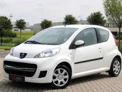 Wit Gebruikt 2009 Peugeot 107 Hatchback | € 3.750 (Iets duurder)