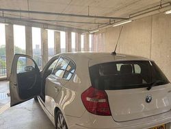 Wit Gebruikt 2007 BMW 118 Hatchback | € 3.000 (Eerlijke prijs)