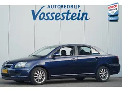 Blauw, metallic lak Gebruikt 2007 Toyota Avensis Terra Sedan | € 3.950 (Goede deal)