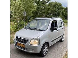 Zilver Gebruikt 2000 Suzuki Wagon R GL Hatchback | € 750 (Eerlijke prijs)
