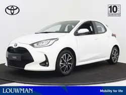 Wit Gebruikt 2023 Toyota Yaris Hybrid Limited Hatchback | € 23.745 (Eerlijke prijs)