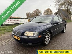 Blauw (metallic) Gebruikt 2002 Volvo S80 Sedan | € 1.299 (Eerlijke prijs)