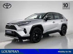 Zilver, metallic lak Gebruikt 2024 Toyota RAV4 Style SUV | € 48.850 (Eerlijke prijs)