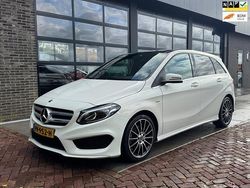 Wit Gebruikt 2017 Mercedes B180 Prestige MPV | € 15.975 (Eerlijke prijs)